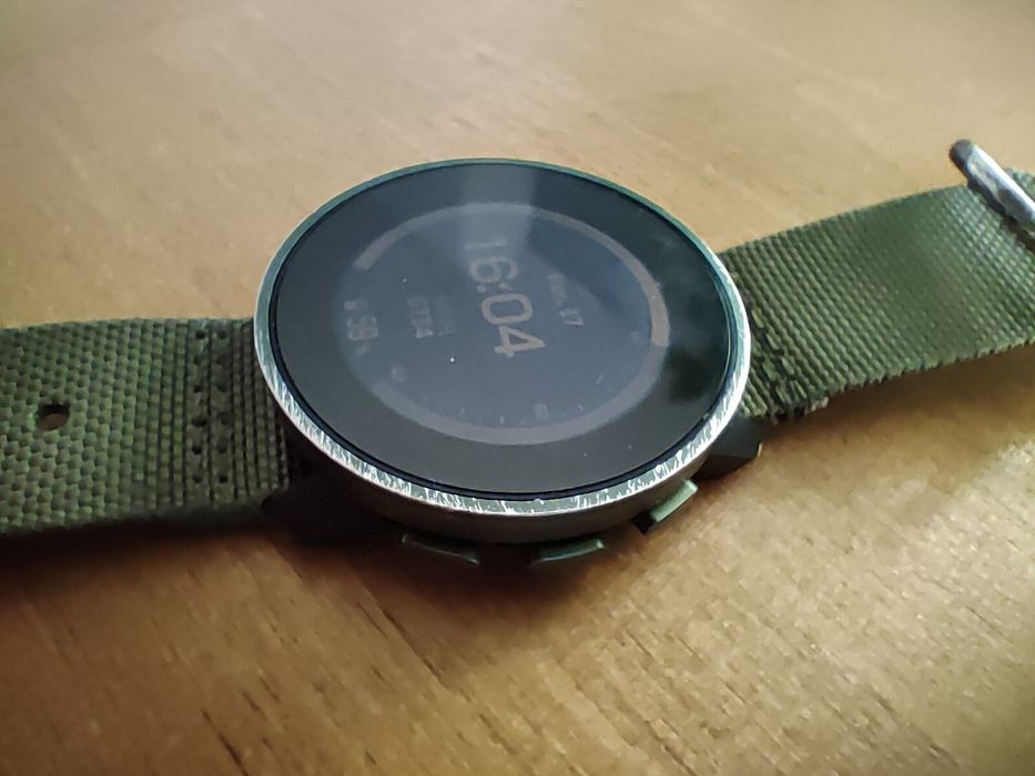 Zegarek sportowy Suunto 9 peak pro forest green używany