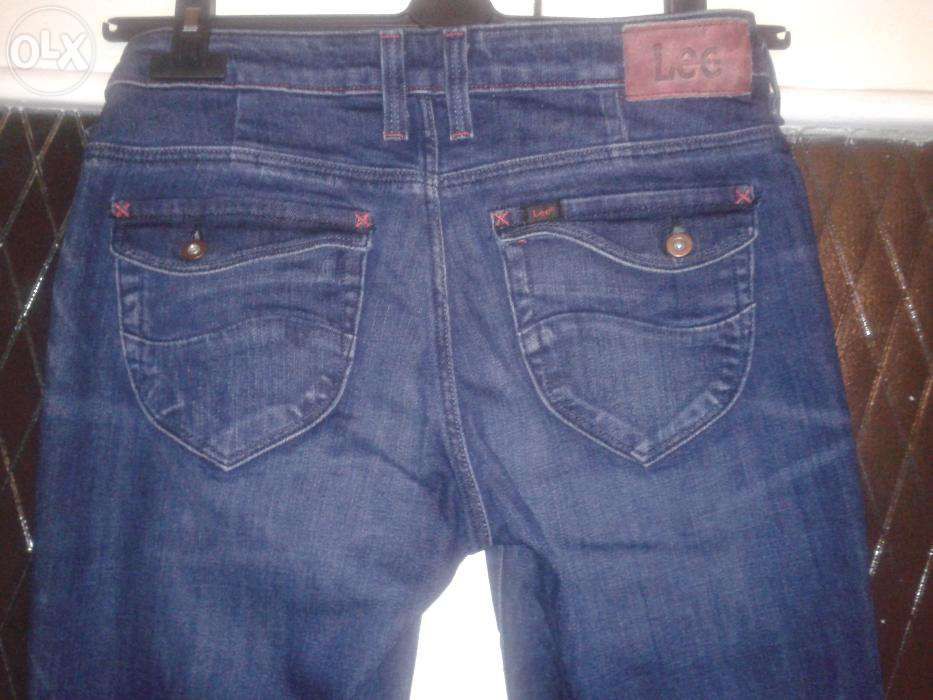 Классные джинсы Lee кроя Boot cut р.W 29 L31