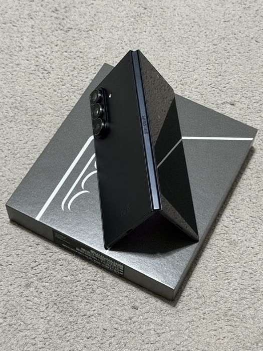 Samsung Fold 7 512gb Black ( 10 ciclos )