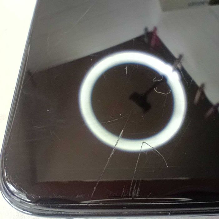 Продам телефон Tecno Spark 10C 4+4/64Gb NFC в гарному стані