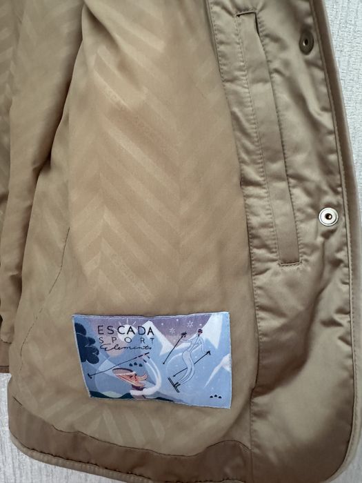 Курточка Escada Sport