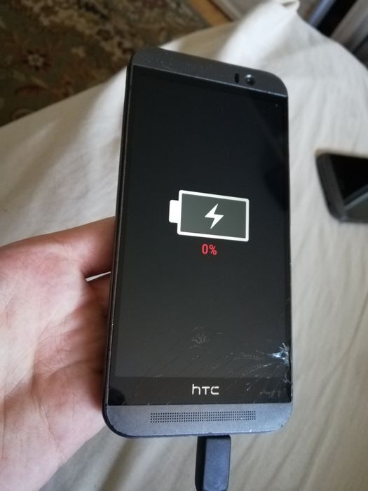 HTC One M9 3 sztuki gratis HTC One M8