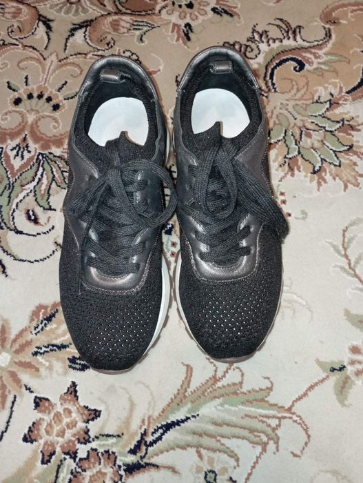 Летние кроссовки