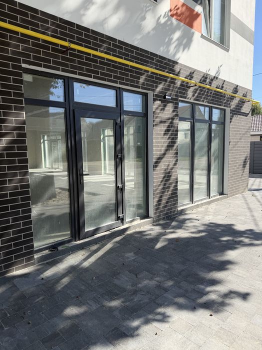Продаж комерційного приміщення 280 кв.м