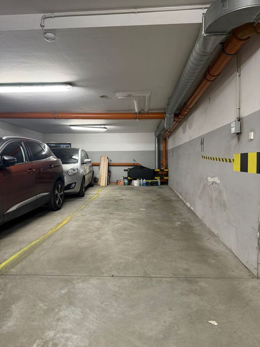 Podwójne miejsce parkingowe, Krowodrza - ul. Kazimierza Wielkiego - Widok 3