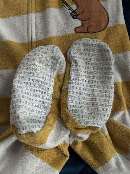 Polarowe biało-żółte pidżamy/śpiochy Carter’s 2 latka