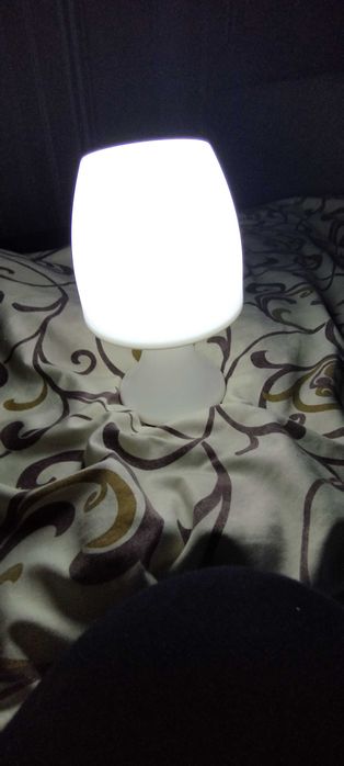 Біла Нічна лампочка