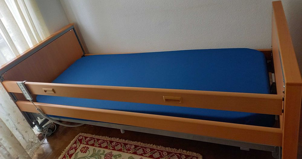 Cama articulada elétrica