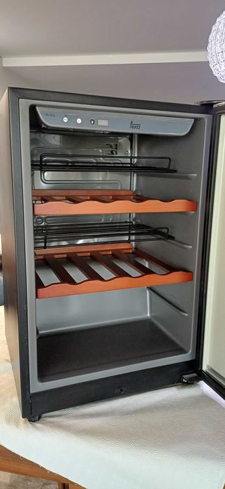 Garrafeira TEKA RV 26E - Usada