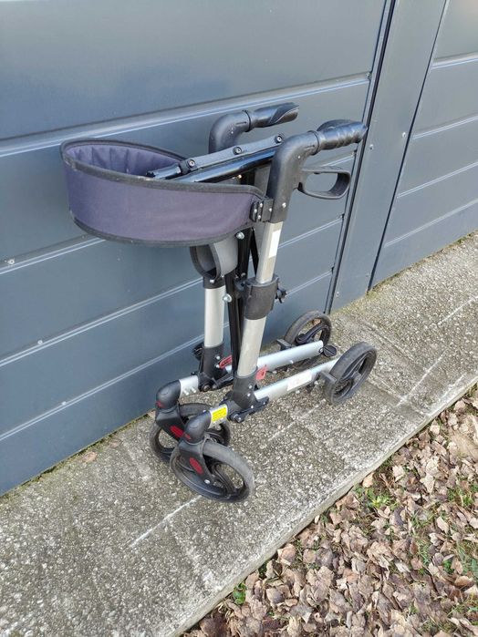 Aluminiowy balkonik/chodzik dla starszych osób