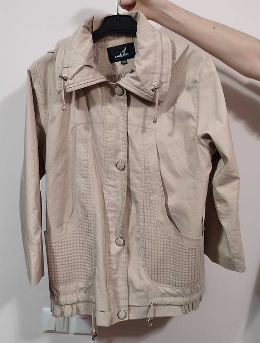 Куртка жіноча осінь р. 46-48