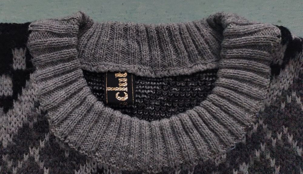 Ciepły męski sweter