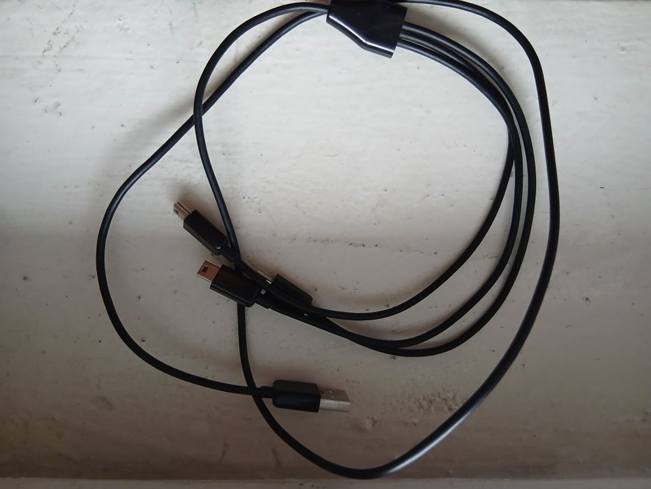 Deus кабель для зарядки USB ->mini USB на 3 вихода