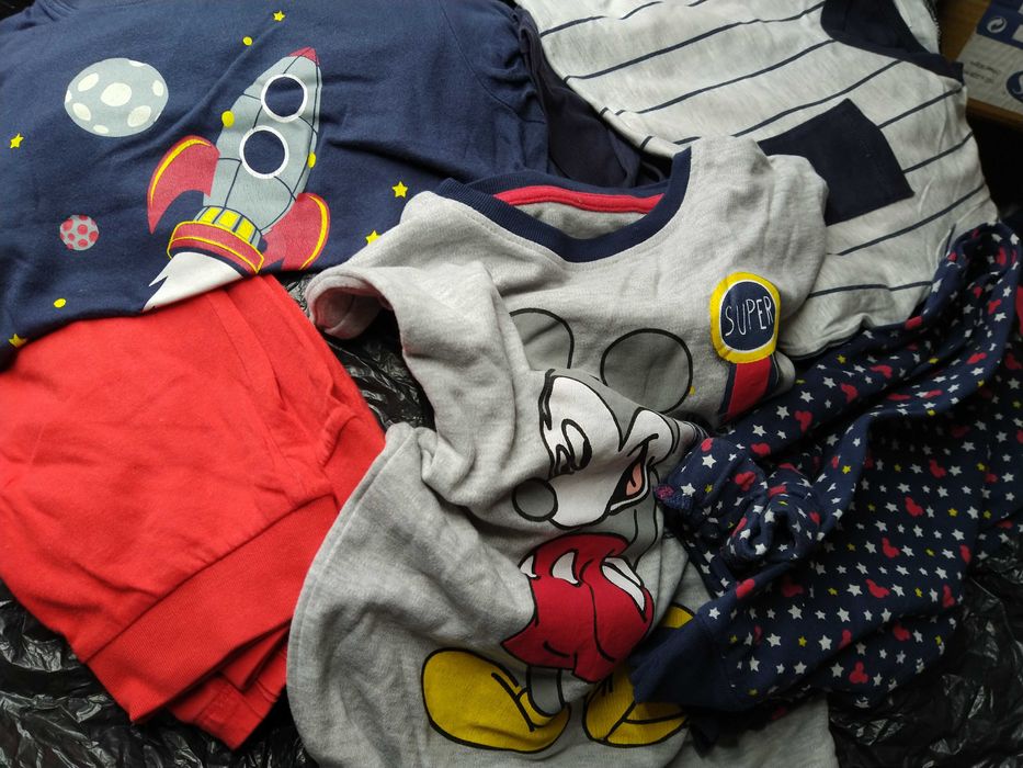 Roupa de menino 4/5 anos