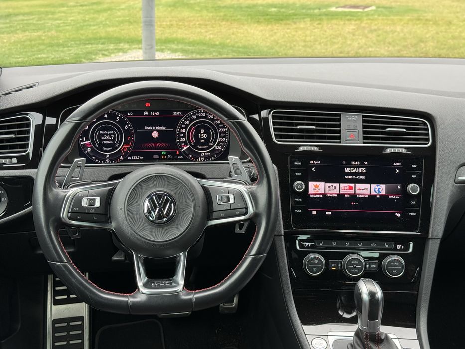 Volkswagen Golf GTI | 90MIL KM