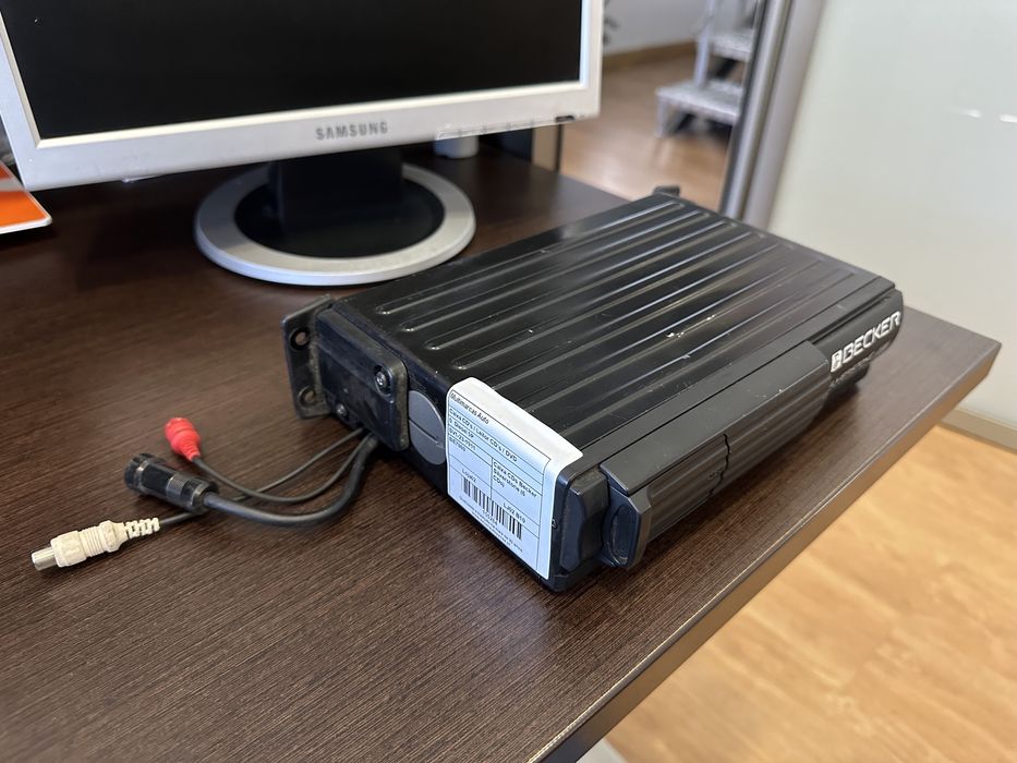 Caixa de CD’s Becker Silverstone 7860 (Ferrari/Maserati)