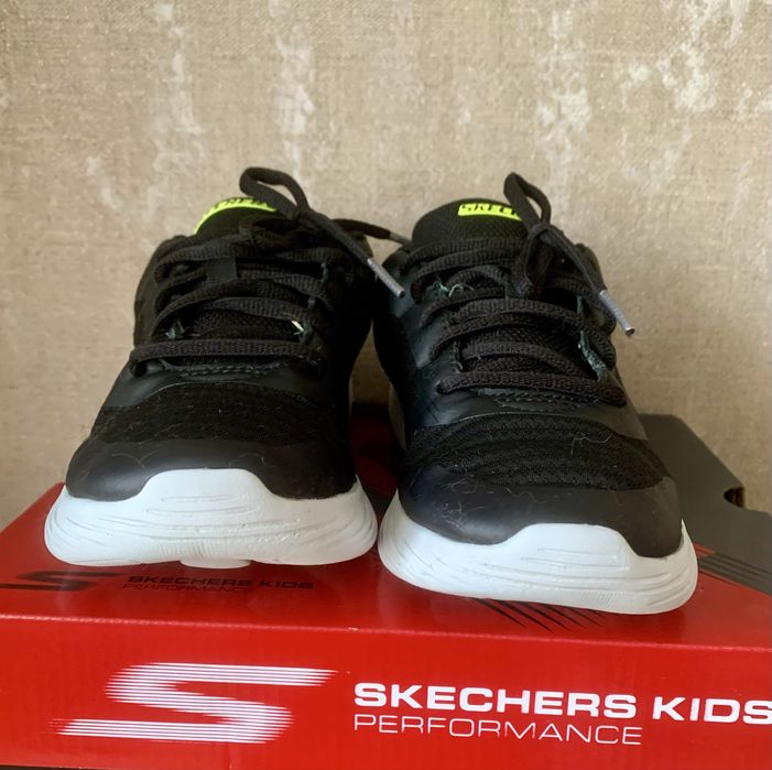Кросівки на хлопчика Skechers