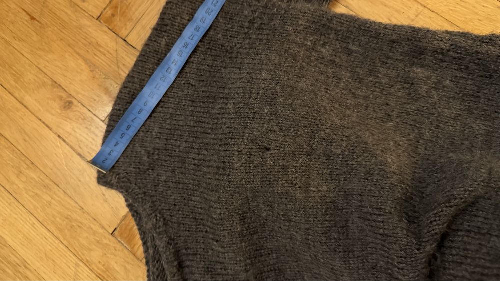 100% wełna szary sweter hand made TOS Arket 303 Avenue Massimo