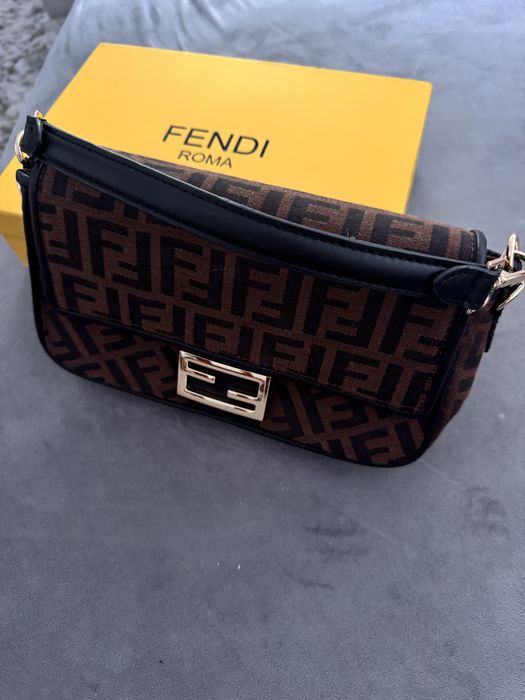 Mala Fendi (nova )