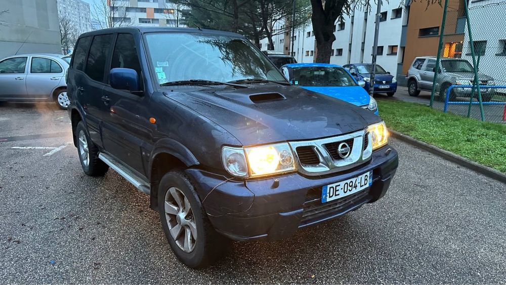Разборка Nissan Terrano II  Ниссан Терано 2 Нисан Терано 2.7д 3.0д 2.4б