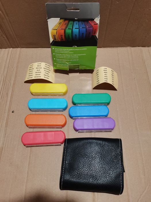 Organizer pojemniki na tabletki 7szt