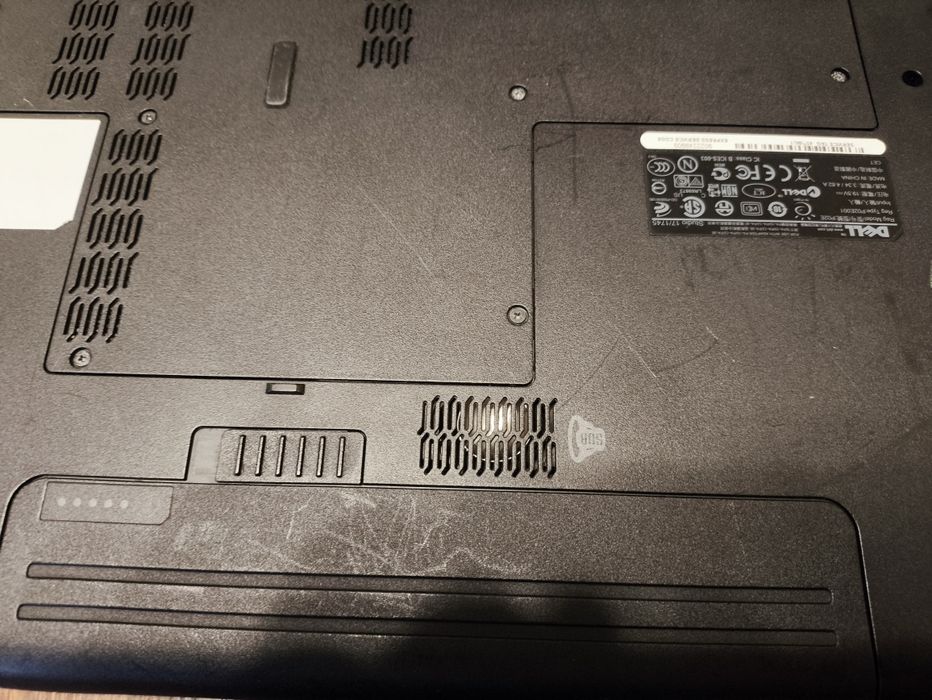 Laptop  Dell studio 1745 17 cali