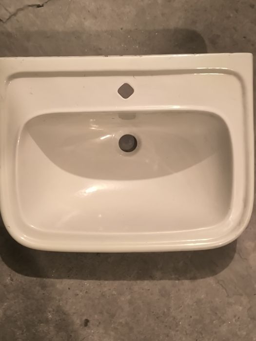 Керамічна раковина