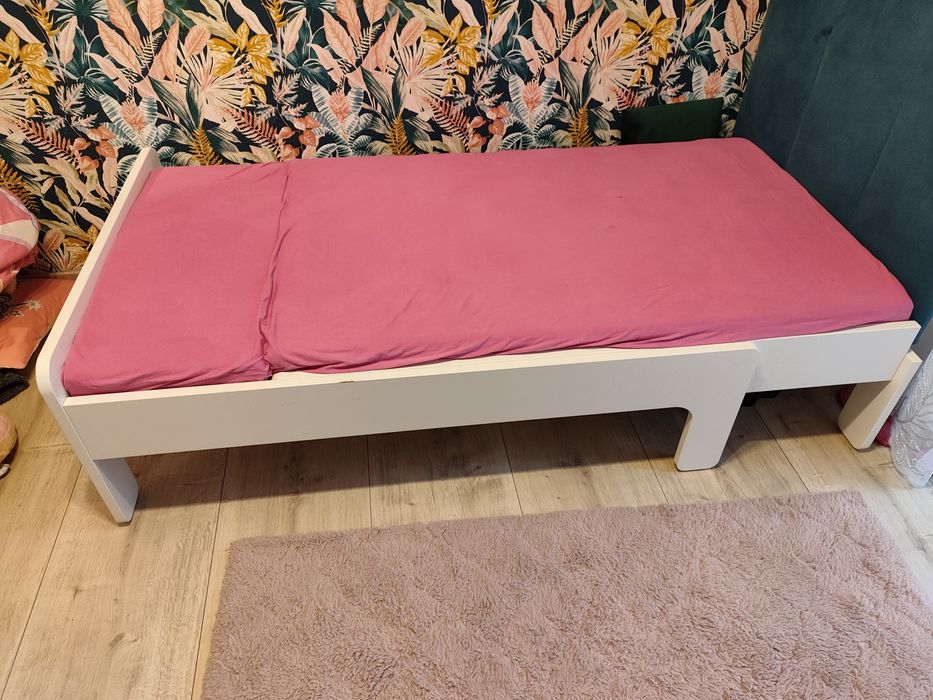 Sprzedam łóżko rosnące IKEA SLÄKT 80x200.