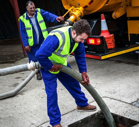 Выкачка септиков сливных ям, туалетов вывоз жбо, ассенизатор