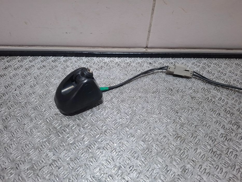 Antena podstawa anteny dachowej Nissan Juke 2011 rok