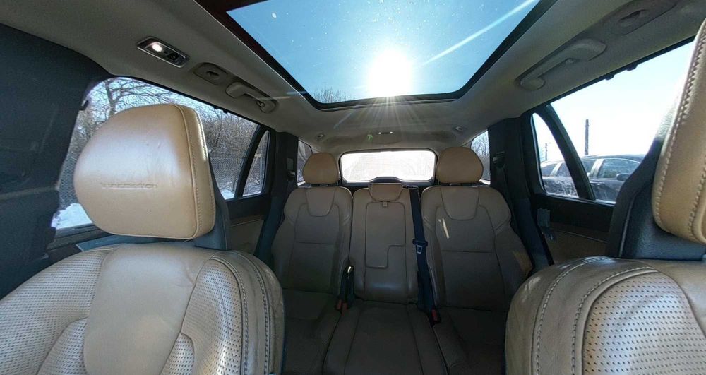 Volvo XC90 2016 INSCRIPTION (T6, Пневмо, R20, фул комплект.)