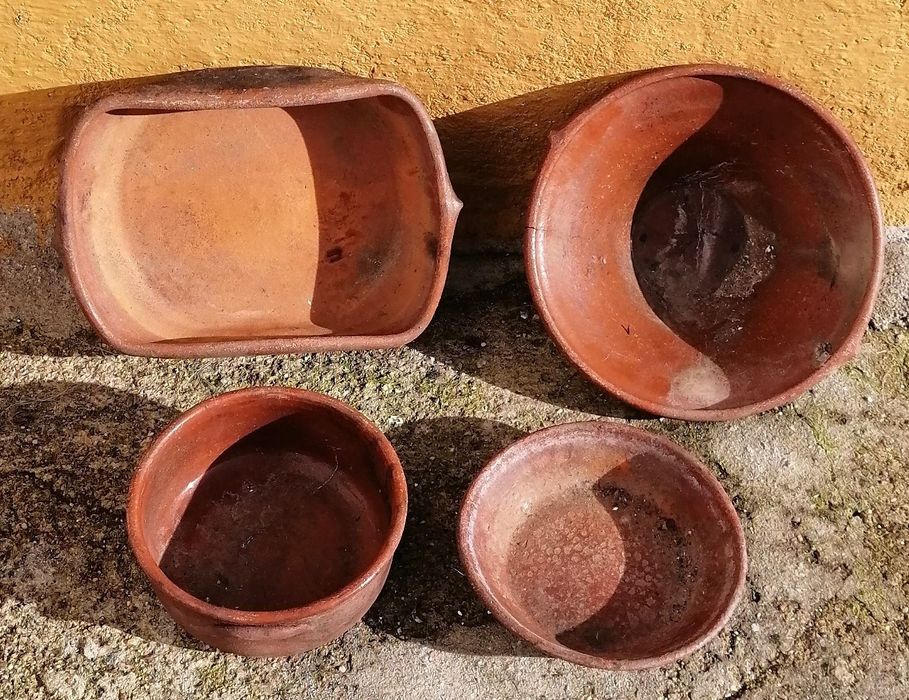 várias peças de barro valor varia