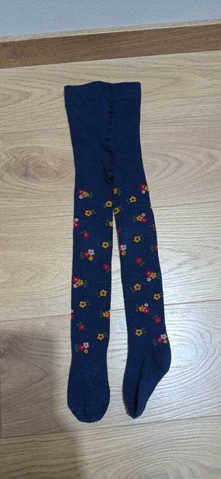 Rajstopy w kwiatki F&F rozmiar 86-92