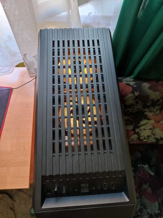 Sprzedam potężny komputer do gier i pracy