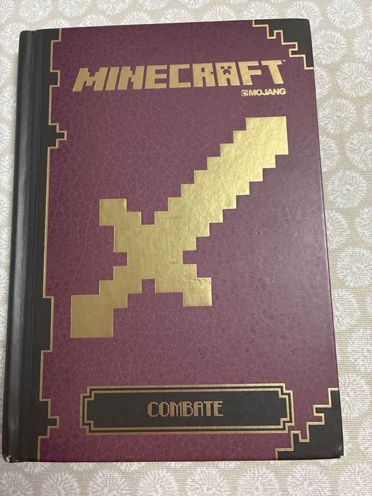 Livro Minecraft Combate
