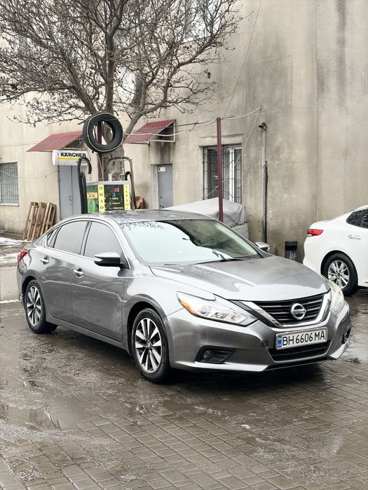 Продам nissan altima 2017 SL