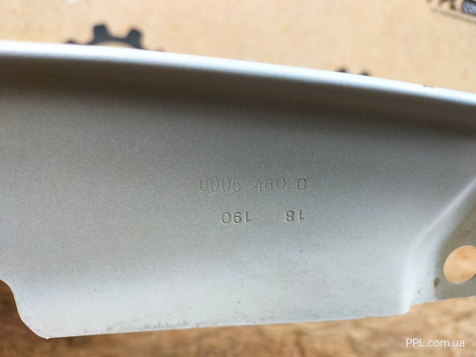 Peugeot 308 II 2013-2021 Крыло переднее правое 000674B02D \ 019476DC03