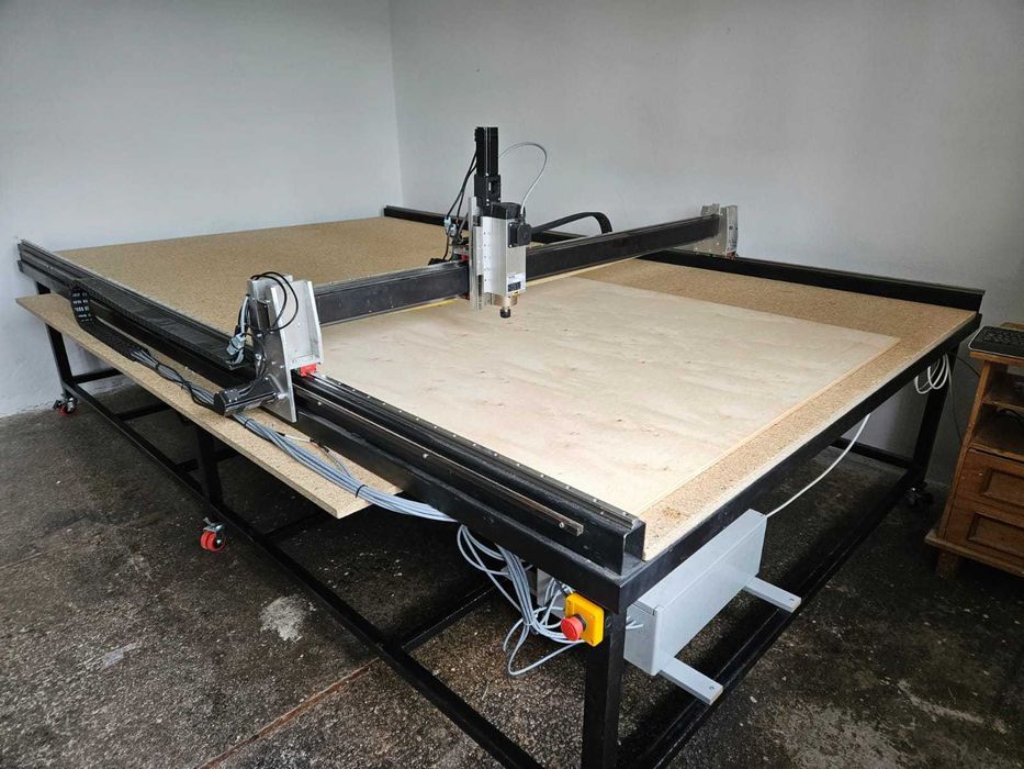 Frezarka CNC 4x2m do drewna pleksi sklejka plotter