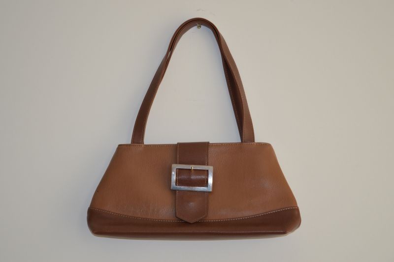 Elegancka brązowa torebka damska pod ramię brąz