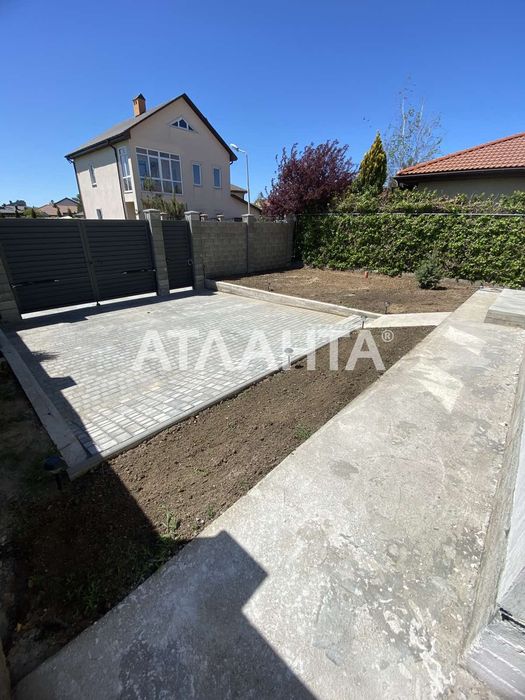 В продаже дом в Совиньоне 120м. 3 спальни