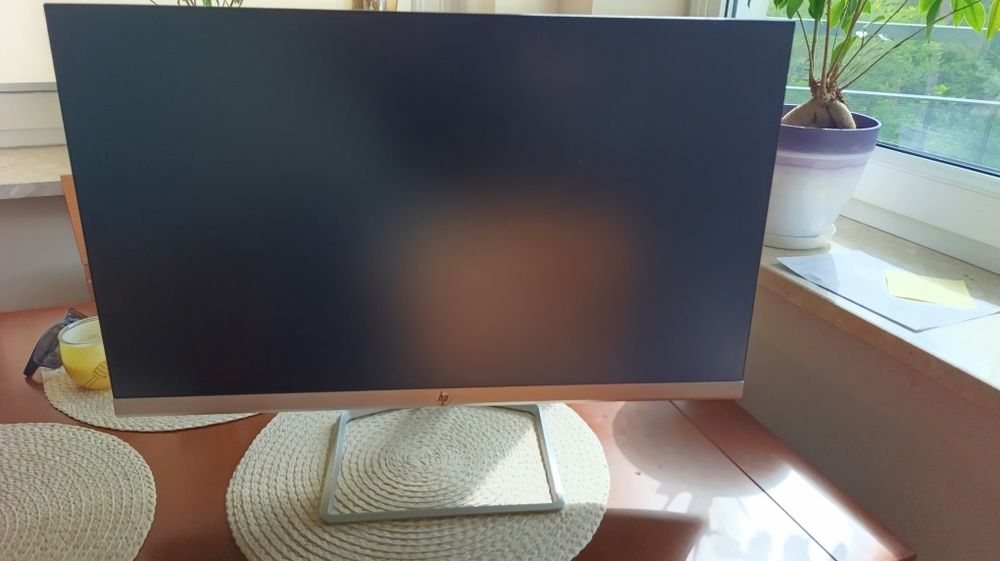 Monitor HP 27f , stan bardzo dobry