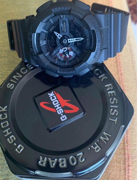 Relógio Casio prova de água e com luz  G-SHOCK