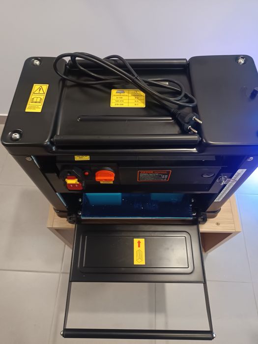 Plainadora de Bancada para Madeira