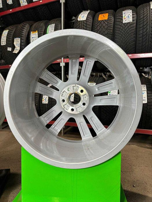 Диски вживані 5x112 R20 9J ET28 DIA66.5 Audi (4M0 601 025 CL) | CN34