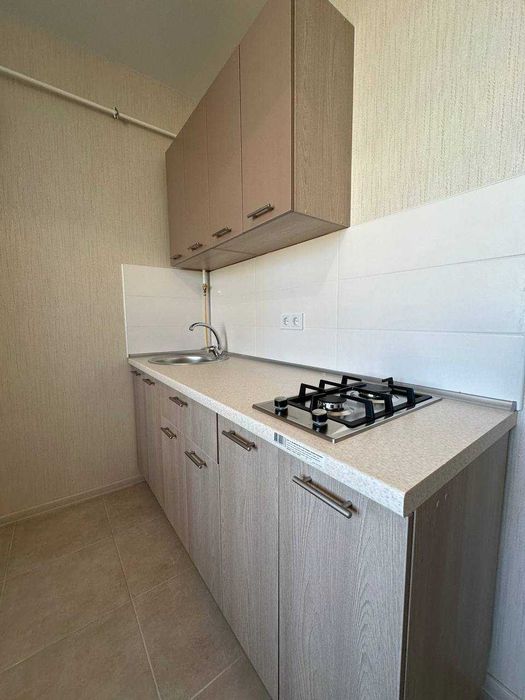 Нова квартира 7 небо з просторою кухнею у розстрочку