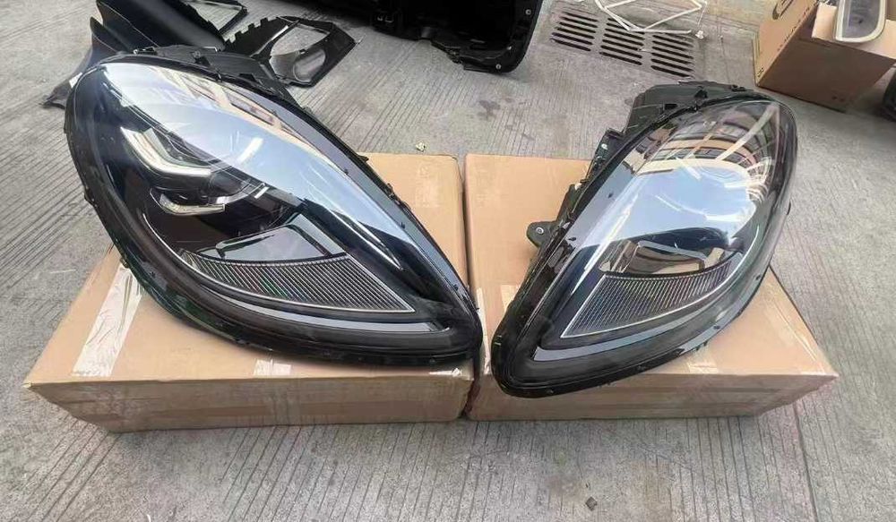 Передня частина Porsche Macan 95B (бампер, підсилювач,радіатори, фари)