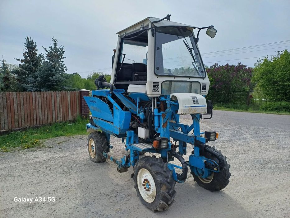 JACQUET HYD 8800R  ciągnik kołowy, nośnik narzędzi