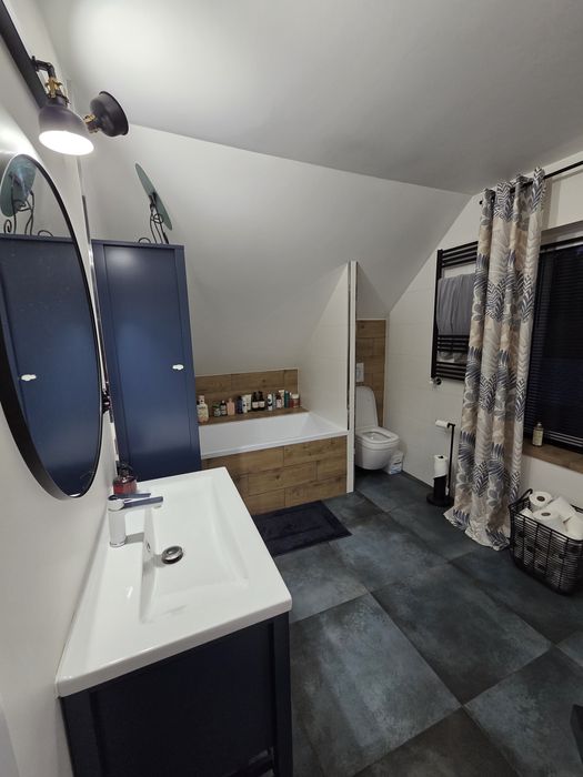 Sprzedam dom nad jeziorem