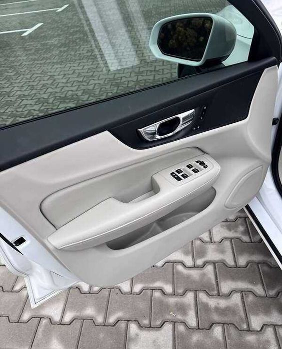 Volvo S60 Momentum 2020