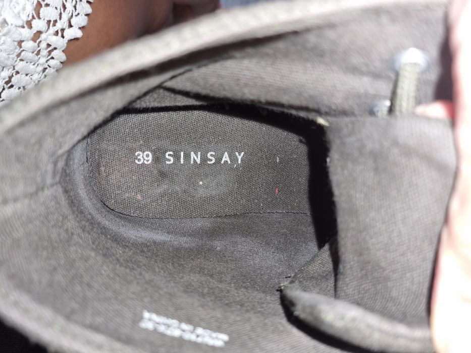 BOTKI jesienne koturny r.38 sinsay kolor ciemny khaki/ ciemna oliwka/